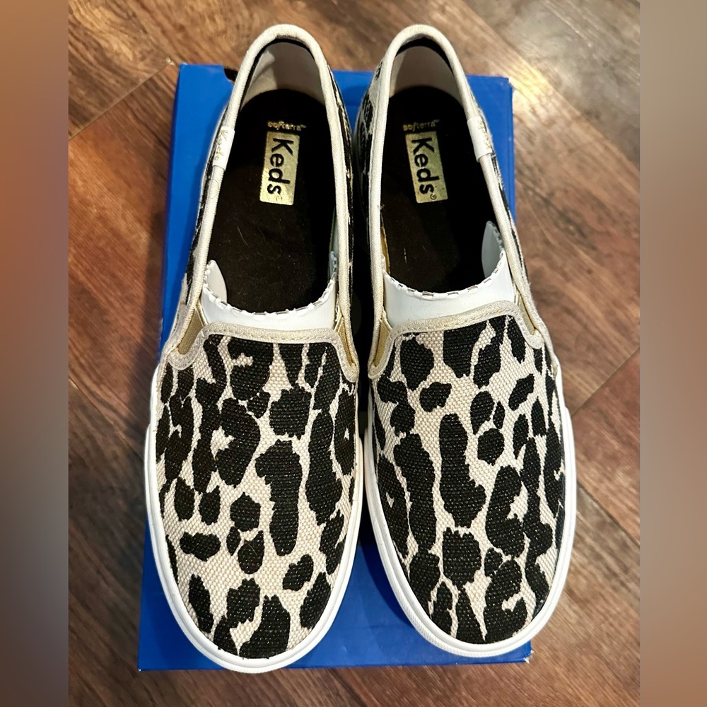 KEDS Double Decker Leo Natural Canvas Slip On Sneaker